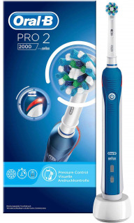 Oral-B Pro 2 2000 Cross Action electric toothbrush, black Acasă