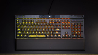 Corsair K70 MAX tastaturi USB Engleză SUA Negru PC