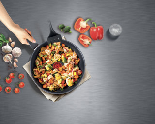 Tefal C3840553 XL Intense 26cm aluminum pan Acasă