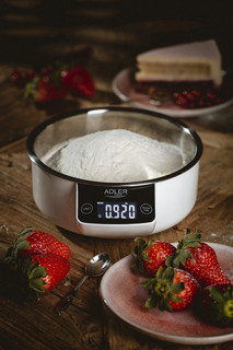 Adler AD3166 5kg,900 ml black-white  kitchen scale Acasă