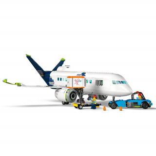 LEGO City: Avion de pasageri (60367) Jucărie