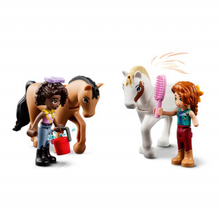 LEGO Friends: Grajdul pentru cai al lui Autumn (41745)  Jucărie