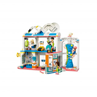 LEGO Friends: Centru sportiv (41744) Jucărie