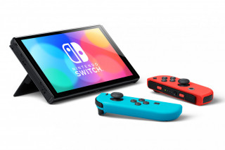 Nintendo Switch OLED Consola + Mario Kart 8 Deluxe + 3 luni de Nintendo Switch Online Nintendo Switch